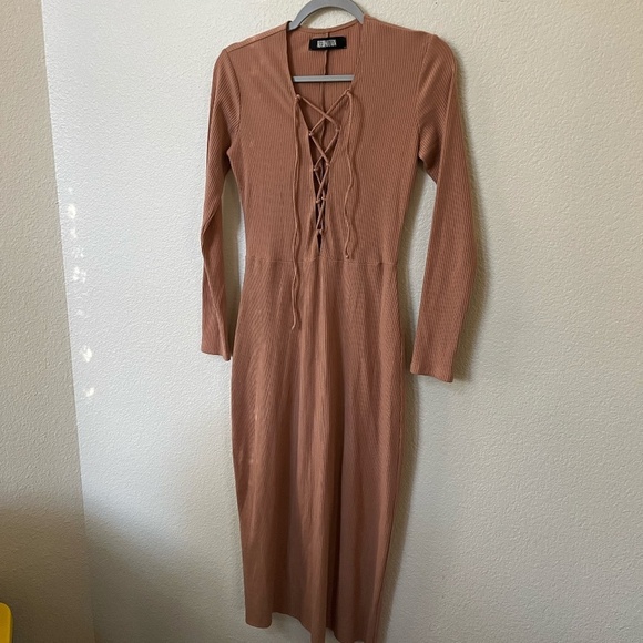 REFORMATION | Edison Blush Tan Stretch Ribbed Lace-up Long Sleeve Midi | Size M - Picture 6 of 13